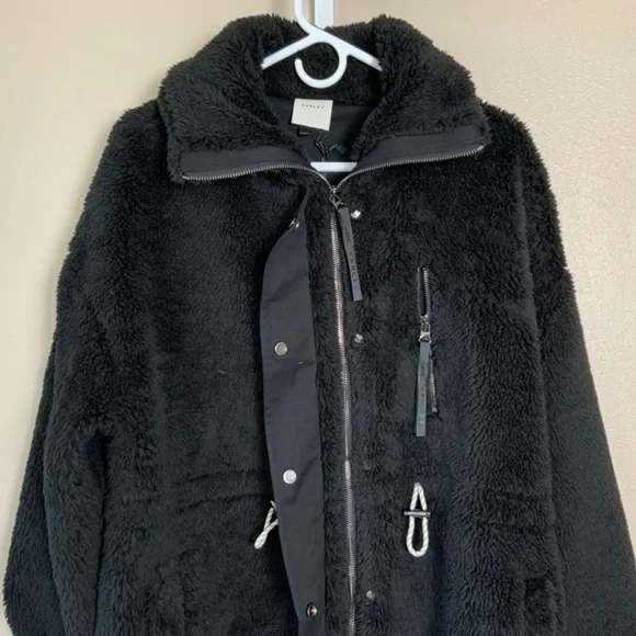 NWT Black Sherpa VARLEY Jones Coat - Picture 13 of 16